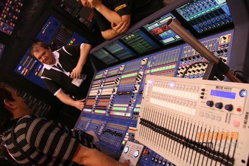 Infocomm2010 MidasƳ{(dio)_