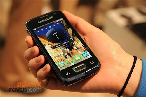 三星Galaxy Beam投影手機