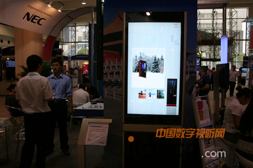 同輝佳視戶外液晶顯示方案