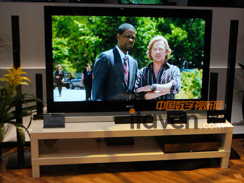 3D世界杯朝我看 索尼推出HX800系列