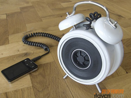 鬧鐘也瘋狂 看荷蘭設計師如何暴改音箱