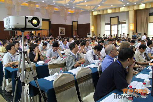 東方中原高調出席“南國農與中國電化教育發展學術研討會”