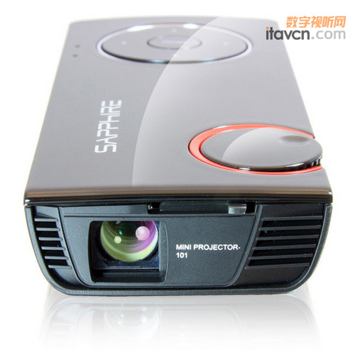 藍寶科技發布MINI投影儀101 LED Pico