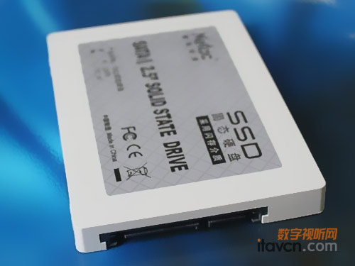 極速SSD存儲(chǔ) 朗科推出S300固態(tài)硬盤(pán)