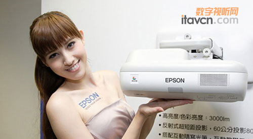 主攻教育市場 愛普生互動投影EB-450Wi