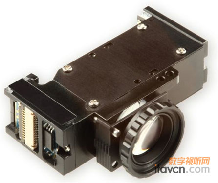 精巧高畫質(zhì) 美光推出首款微型投影引擎