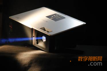 雅圖投影兩次連中標湖南文化共享工程