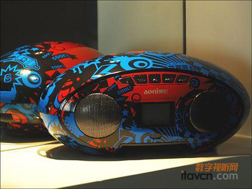 發(fā)聲橄欖球 奧尼D-513便攜音箱炫彩上市