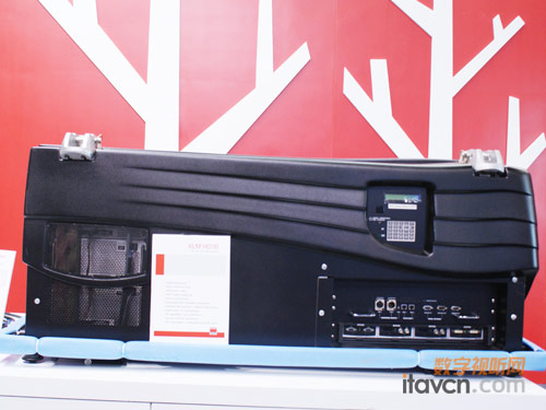 Barco(巴可)XLM HD30投影機(jī)