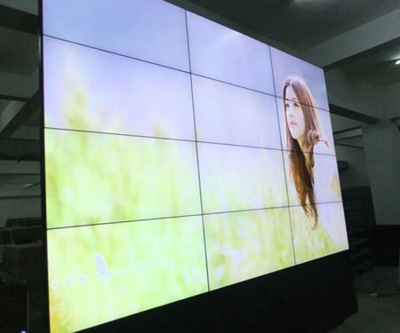 TCL����55�糬խ߅Һ��ƴ��