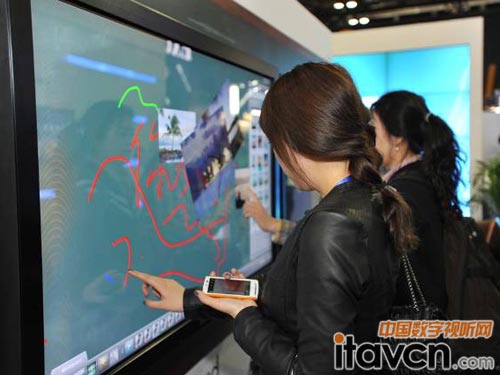 感受三星E-Board電子課堂系統(tǒng)