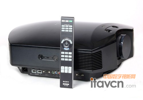 索尼HW30ES投影機(jī)
