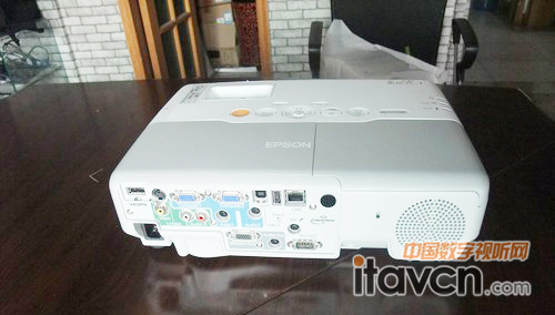 愛普生EB-C2030WN投影機接口