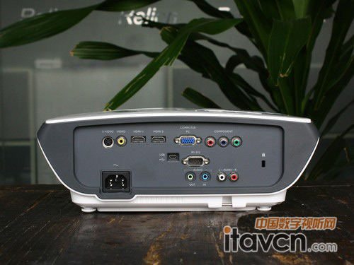 明基W710ST投影機接口