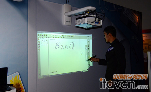 明基多媒體互動(dòng)投影機(jī)解決方案展示