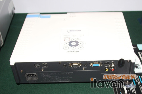 夏普D3050XA投影機