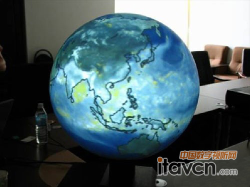 四維灝景內(nèi)投球幕系統(tǒng)展示