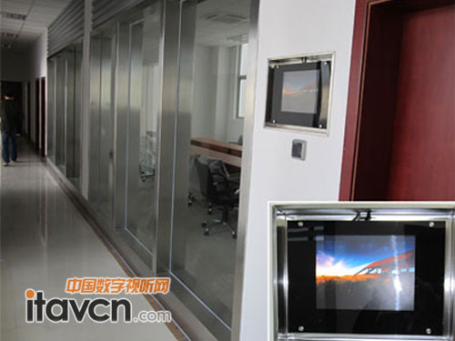 金眾網(wǎng)絡(luò)版廣告機(jī)