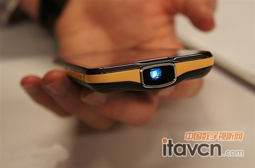 �����CGalaxy BeamͶӰ�R�^