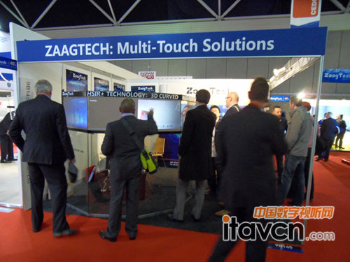 利用混合矩陣紅外技術(shù)制作的多平面觸摸墻在歐洲ISE展會上收到熱烈反響