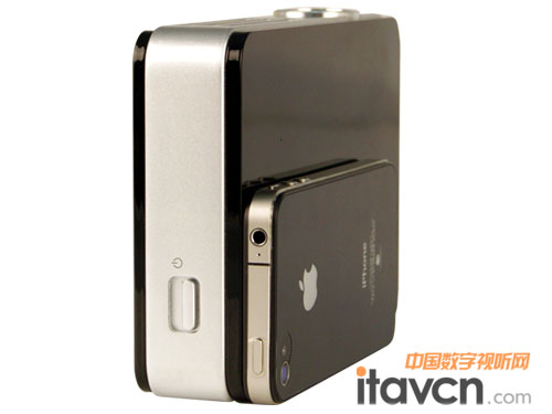 來自Vivitek麗訊的指尖晶靈QUMI Q2如此小巧精致