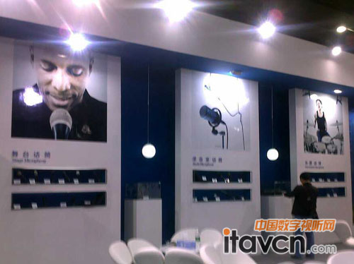 �݁���(d��ng)�� ԒͲչʾ��