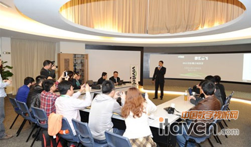 麗訊在臺北舉辦“兩岸投影應用趨勢雙龍會”