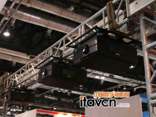 COOLUX潘多拉魔盒媒體編播系統炫亮登場