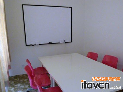 億立全線投影幕入駐榆林市傲視影音展廳