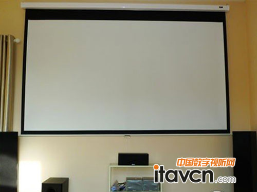 億立全線投影幕入駐榆林市傲視影音展廳