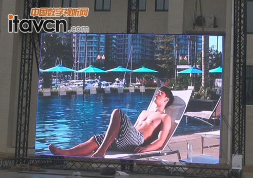 新亞勝"魔幻舞臺"