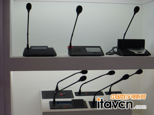 海天電子攜專業(yè)會(huì)議麥克風(fēng)亮相PALM2012