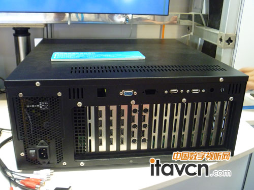 寬博展出多視窗圖像拼接處理器CHP-808