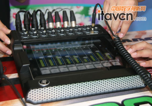 美技DL-1608調音臺