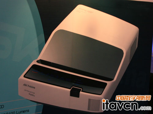 ASK超短焦US1275投影現(xiàn)身北美視聽(tīng)展