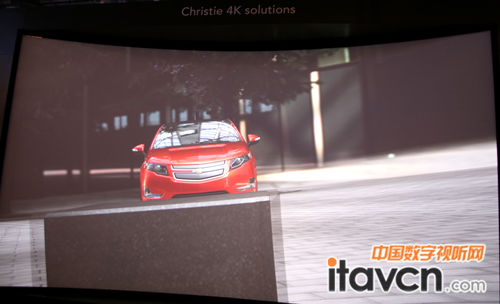 ��ҕͶӰ�C�ſ��c������infocomm2012