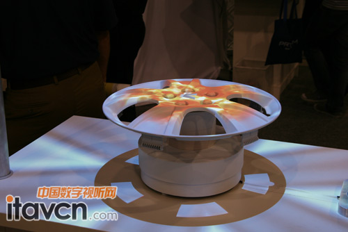 COOLUX���˶���ħ�У�ҕЧչʾ