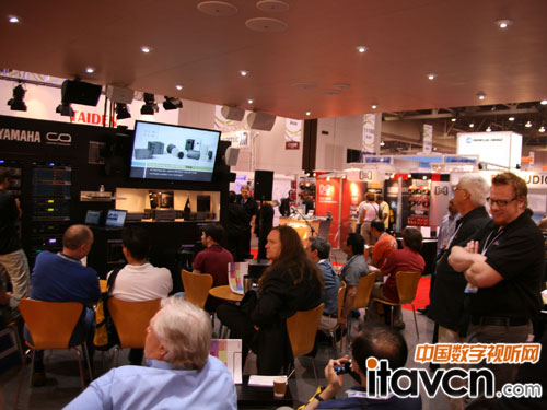 雅馬哈多款音頻新品現(xiàn)身2012北美視聽展
