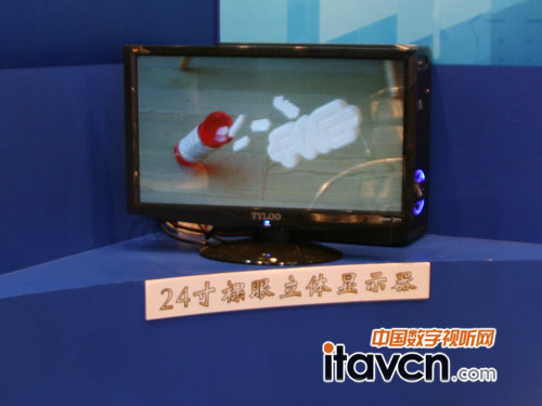 天祿光電裸眼3D系驚艷2012上海標(biāo)牌展