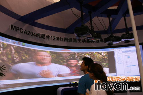 大視電子展出MPGA204四通道邊緣融合器