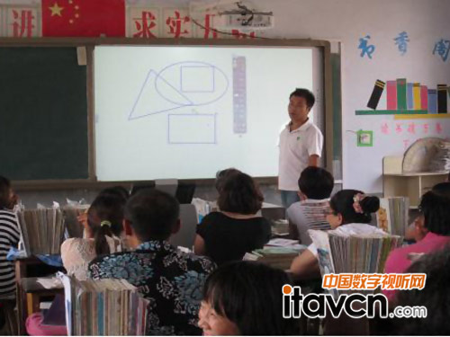 ʮУ�װ�Ѳ����Ӗ(x��n)�F(xi��n)��(ch��ng)