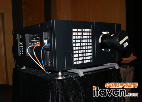 NEC���┵���Ӱ�C