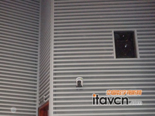 SONY����һ�w���z��C