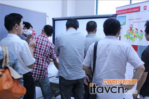 �A�y�̌W(xu��)�u(p��ng)�y(c��)ϵ�y(t��ng)�Լ�����(d��ng)�n�����P(gu��n)ע