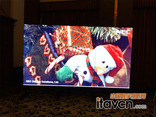 NEC����Һ���@ʾ��X551UN 3X3ƴ���@ʾ