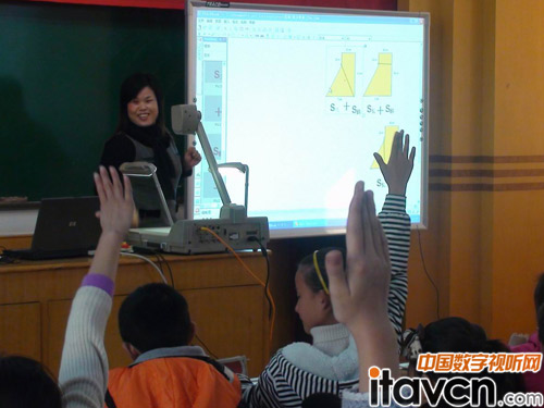 電子白板在教學中的完美應用