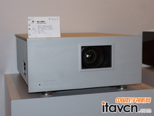 頂級家庭影院 WOLF展DCL-200FD投影機