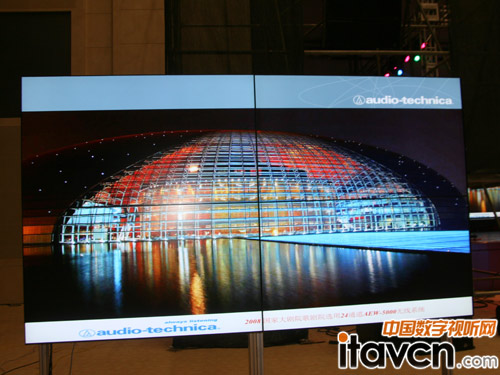 ��ɫ����ɫ��