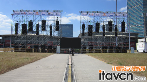 2012�Ϻ����չ���Ѳ�Y ��ȼ��֮��