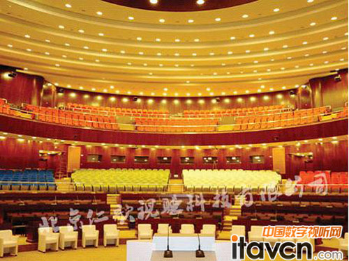 馬拉博國際會議中心304座的中型會議廳